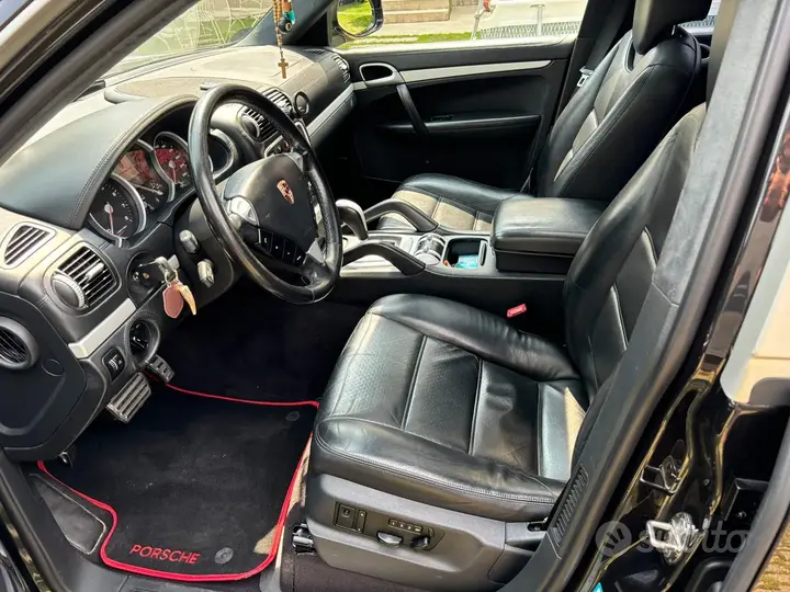 Porsche Cayenne 2008 photo 4