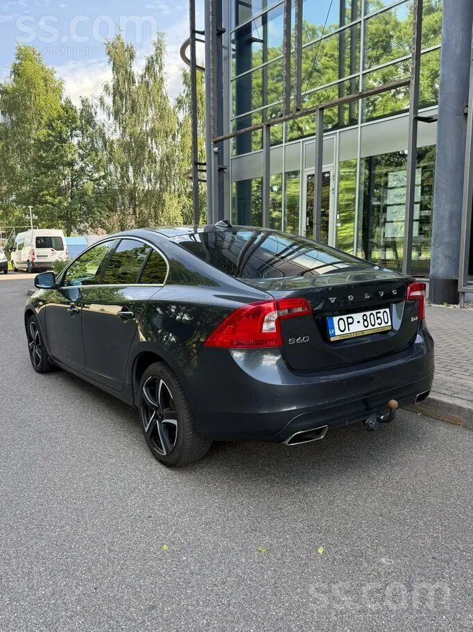 Volvo S60 2014 photo 4