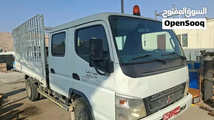 Mitsubishi Canter 2010 photo 3