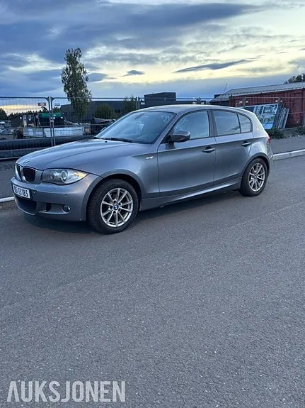 BMW 1Serie 2010 photo 2