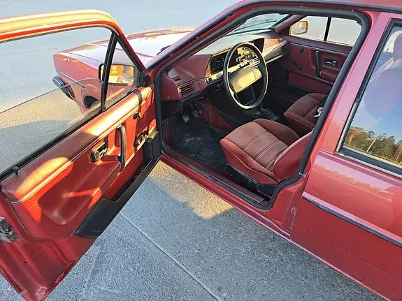 Volkswagen Passat 1981 photo 2