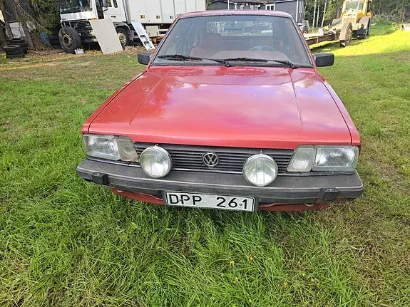 Volkswagen Passat 1981 photo 3