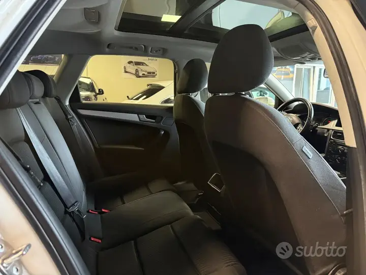 Audi A4 Avant 2010 photo 4
