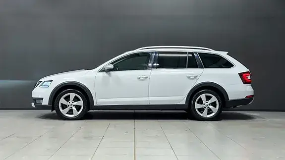 Skoda Octavia Scout 2018 photo 2