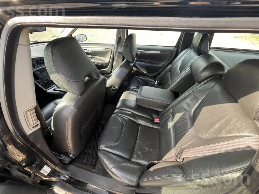 Volvo V70 2005 photo 5