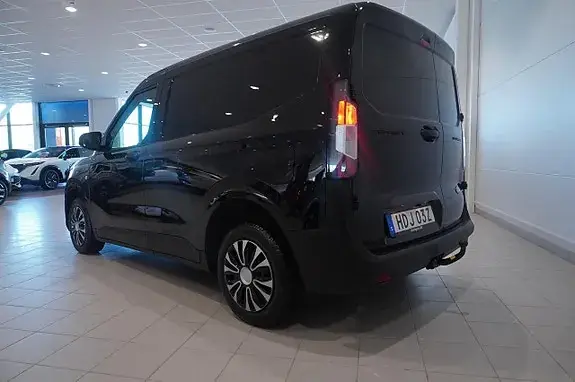 Ford Transit Courier 2024 photo 3