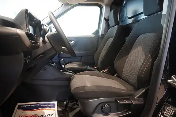 Ford Transit Courier 2024 photo 5