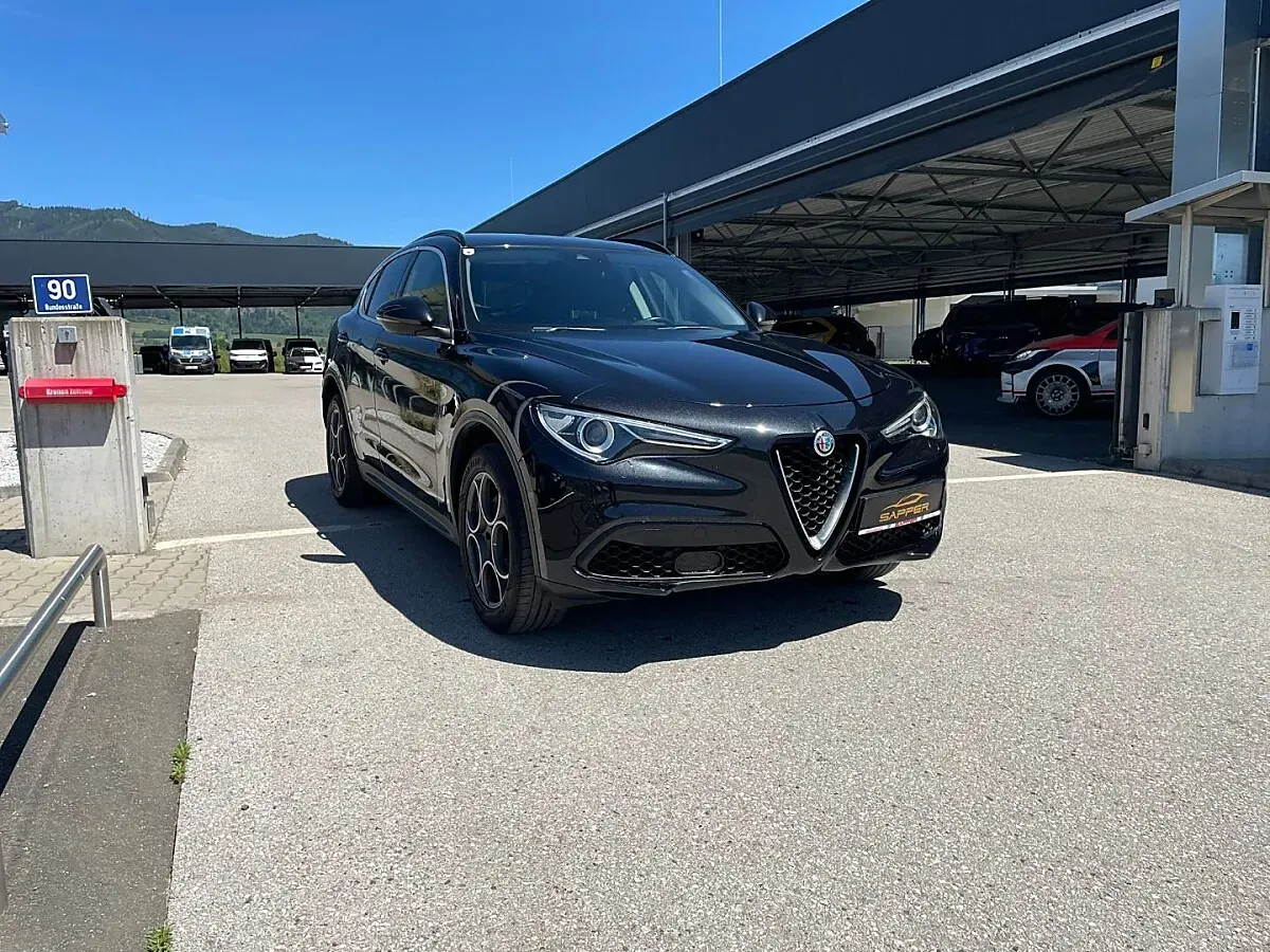 Alfa Romeo Stelvio 2018 photo 3
