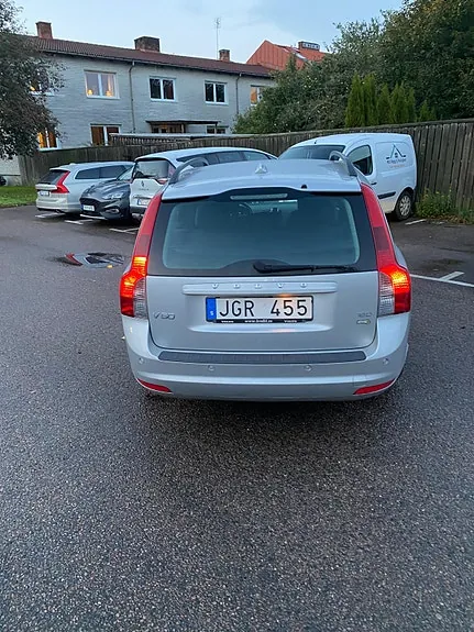 Volvo V50 2010 photo 5