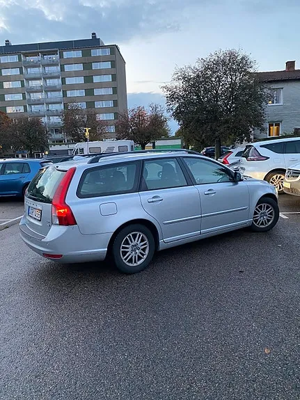 Volvo V50 2010 photo 4