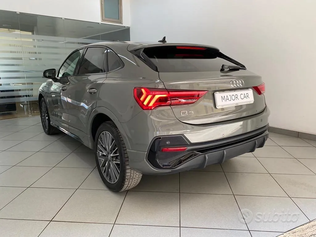 Audi Q3 2021 photo 3