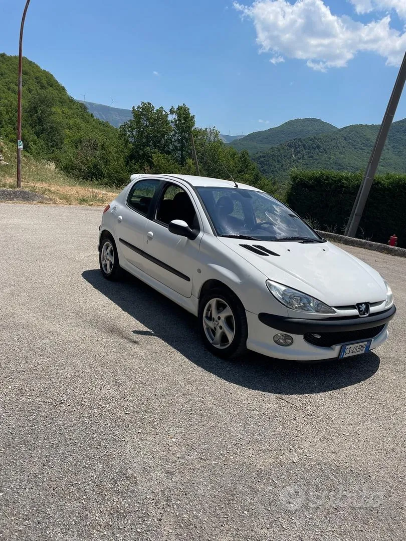 Peugeot 206 2004 photo 4