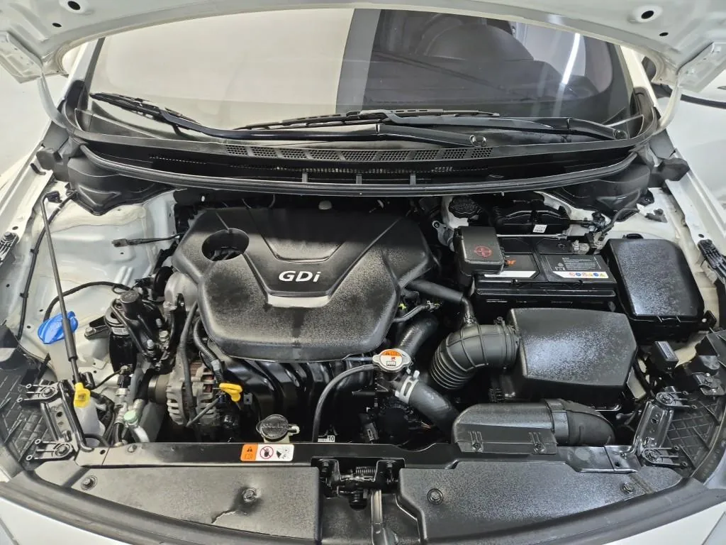 Kia K3 2015 photo 5