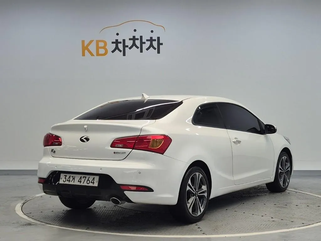 Kia K3 2015 photo 3