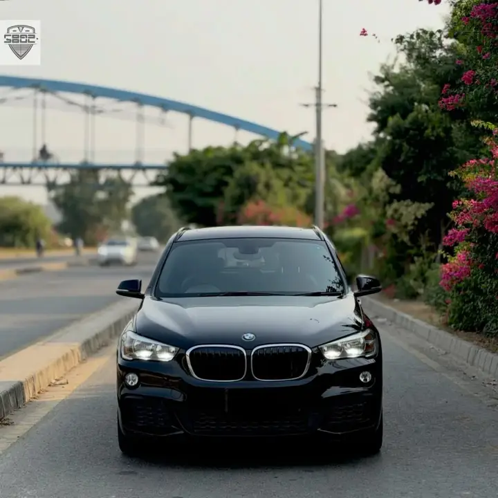 BMW X1