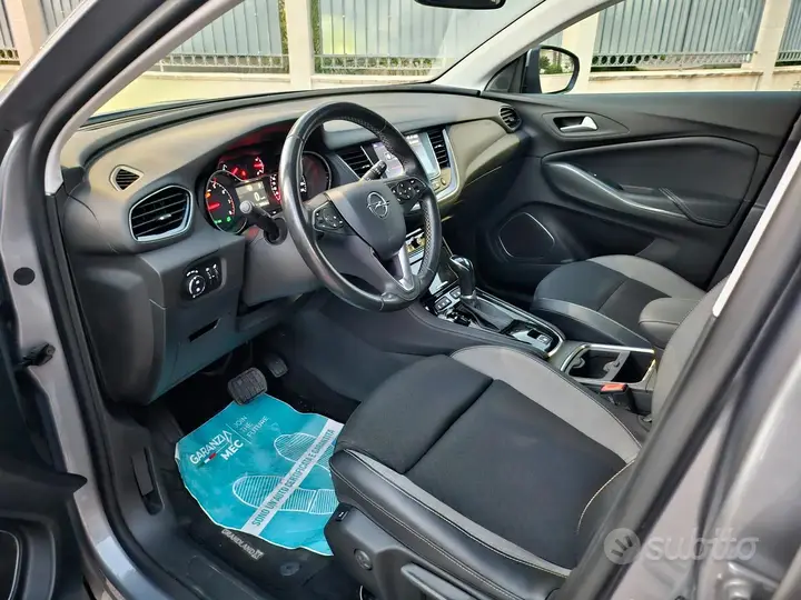 Opel Grandland X 2020 photo 4