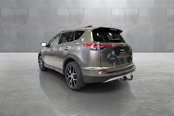 Toyota Rav4 2017 photo 3