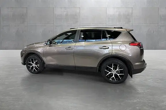 Toyota Rav4 2017 photo 2