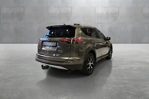 Toyota Rav4 2017 photo 5