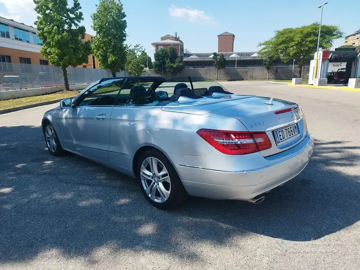 Mercedes-Benz E 220 Cdi Cabrio 2010 photo 4