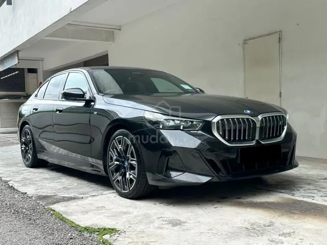 BMW I5