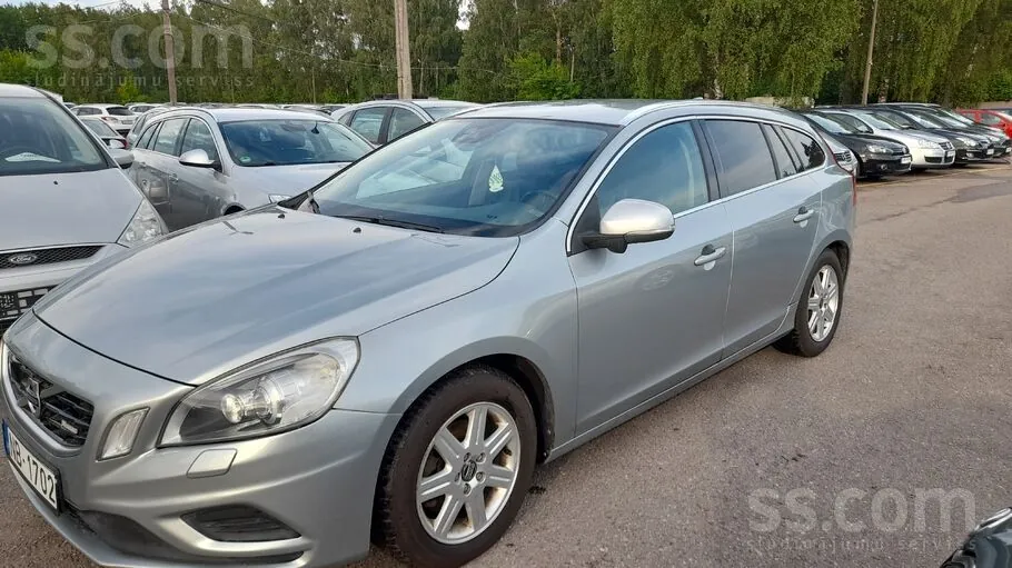 Volvo V60 2013 photo 4