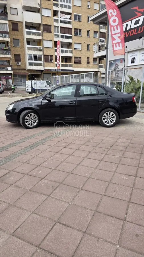 Volkswagen Jetta 2008 photo 4
