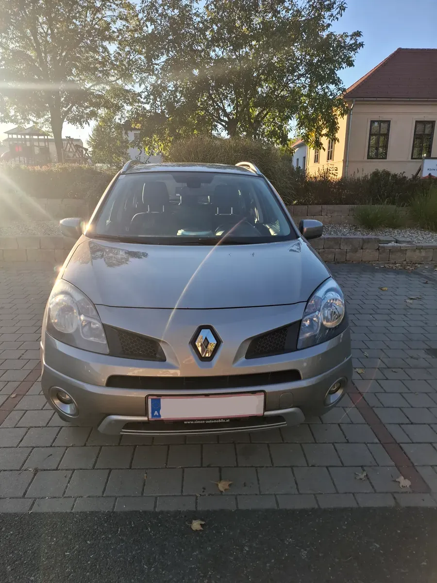 Renault Koleos 2011 photo 3