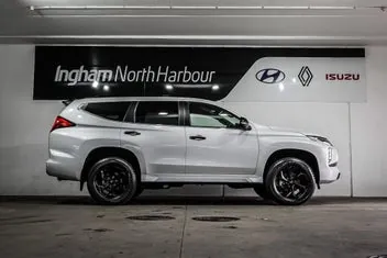 Mitsubishi Pajero Sport 2026 photo 3