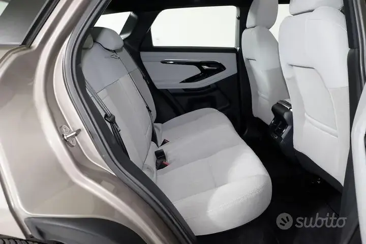 Land Rover Evoque 2021 photo 5