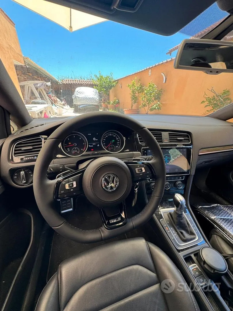Volkswagen Golf 2012 photo 3