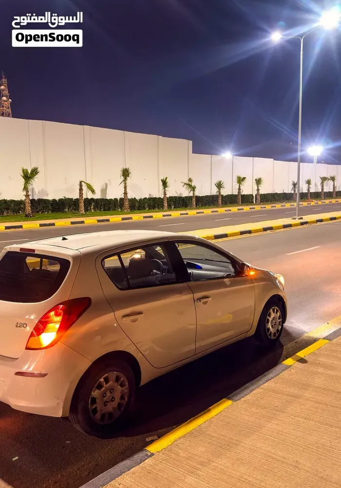Hyundai I20 2014 photo 3