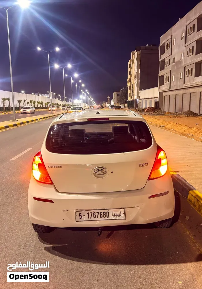 Hyundai I20