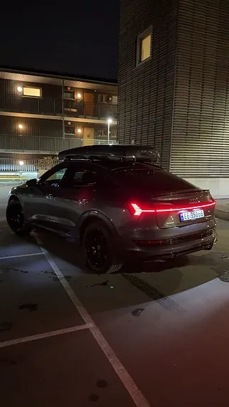 Audi E-Tron 2023 photo 3