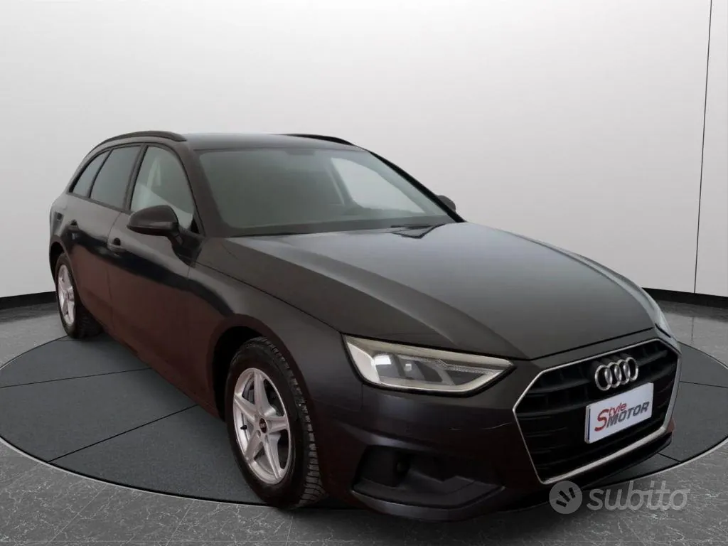 Audi A4 Avant 2022 photo 3