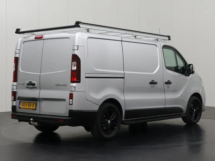 Renault Trafic 2021 photo 2