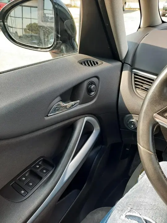 Opel Zafira Tourer 2014 photo 4