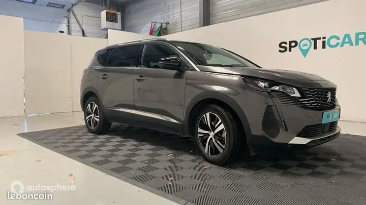 Peugeot 5008 2024 photo 3