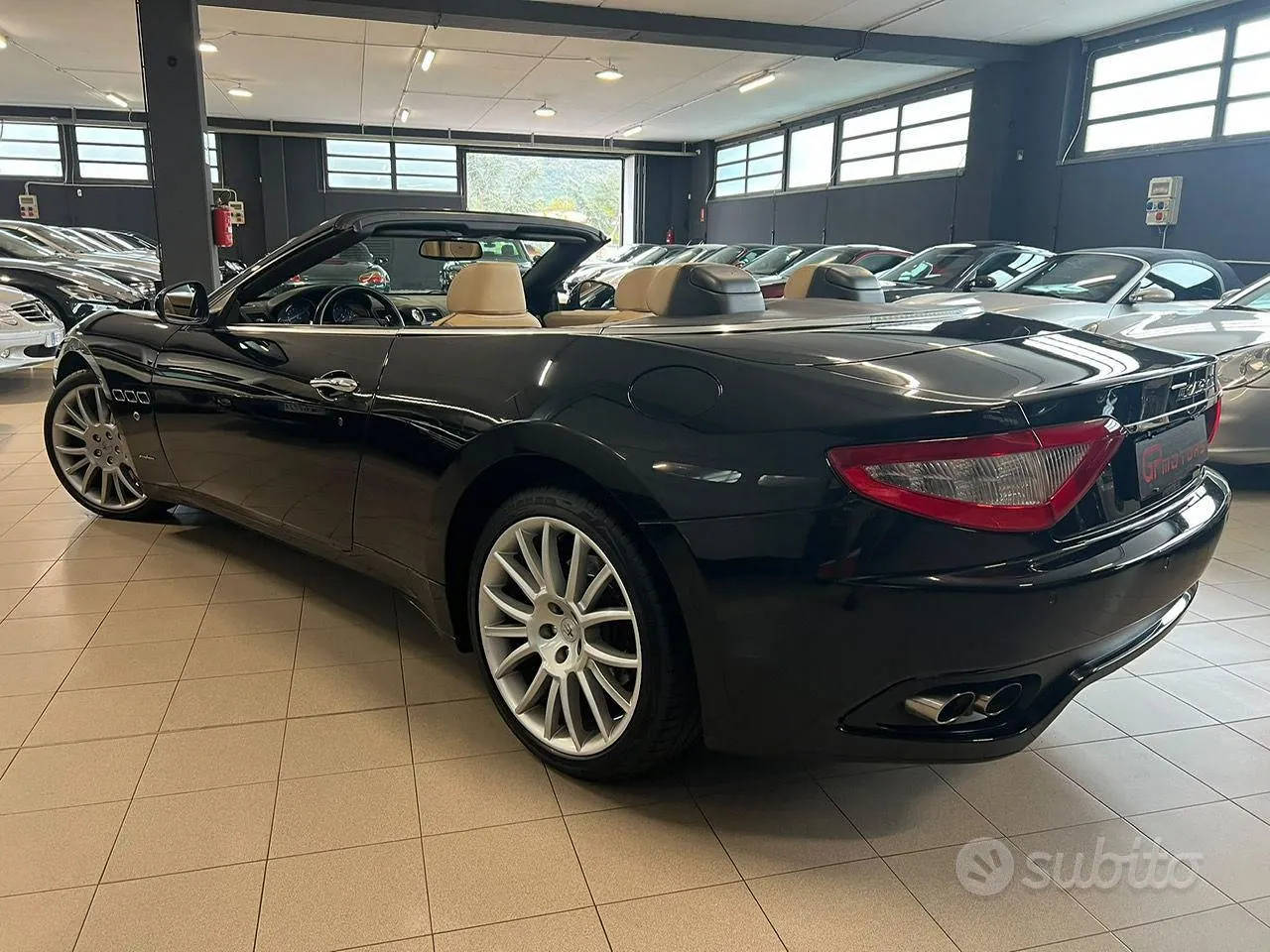 Maserati Grancabrio 2011 photo 5