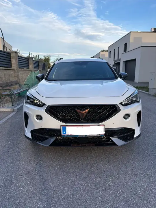 Cupra Formentor 2021 photo 2