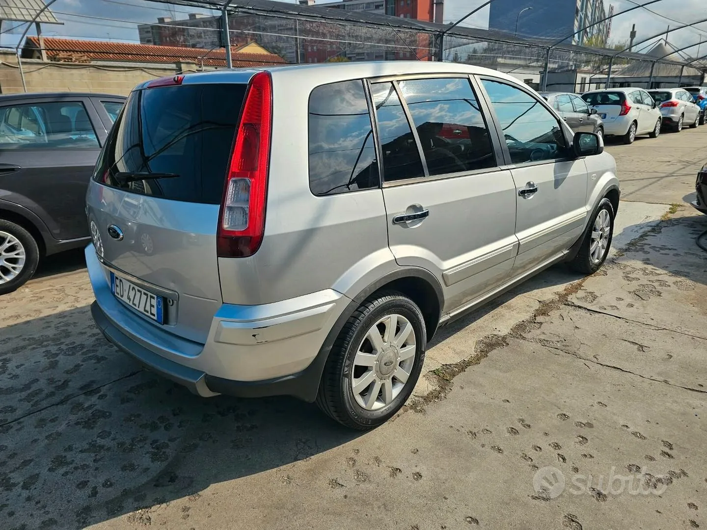 Ford Fusion 2010 photo 4