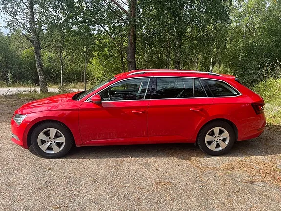 Skoda Superb 2016 photo 3