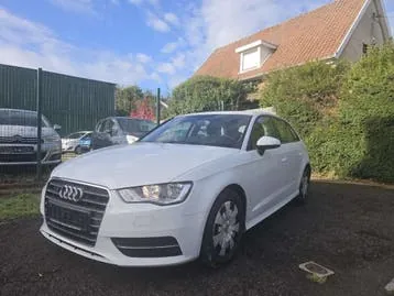 Audi A3 2014 photo 2