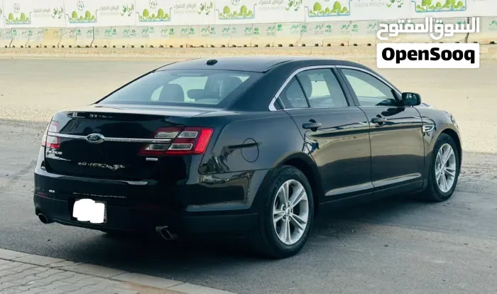 Ford Taurus 2018 photo 3