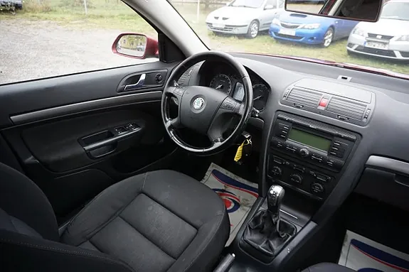 Skoda Octavia 2005 photo 5