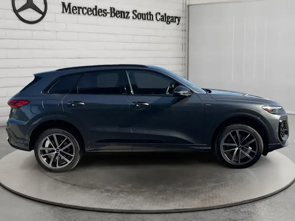 Audi Q5 2025 photo 4