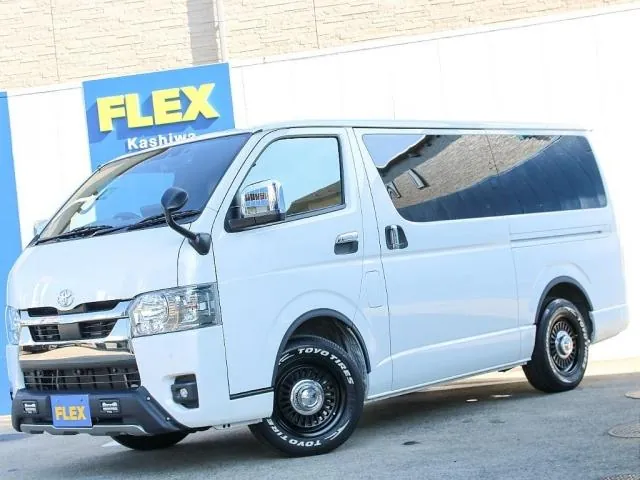 Toyota Hiace 2024 photo 3