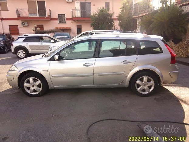Renault Megane 2007 photo 2