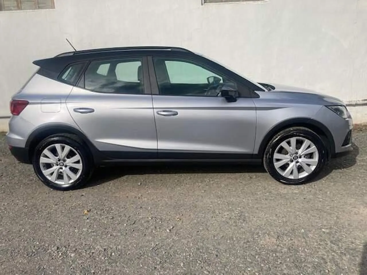 Seat Arona 2018 photo 3