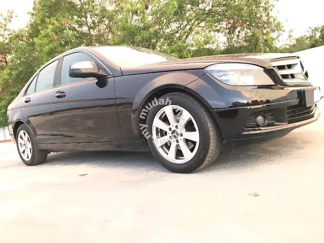 Mercedes-Benz C180